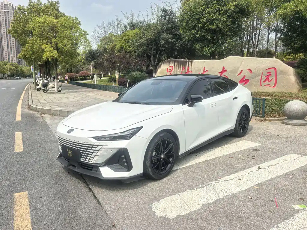 Changan UNI-V 2023