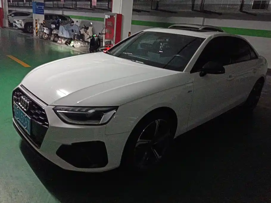 Audi A4 2024