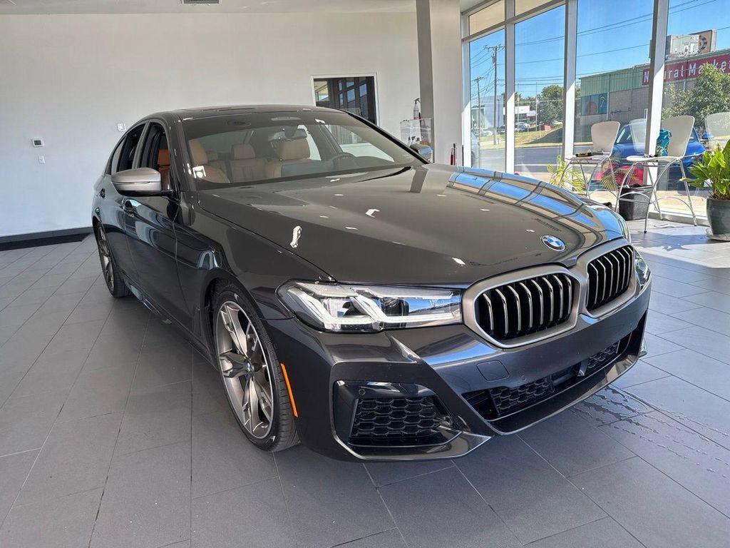 BMW M550 2022