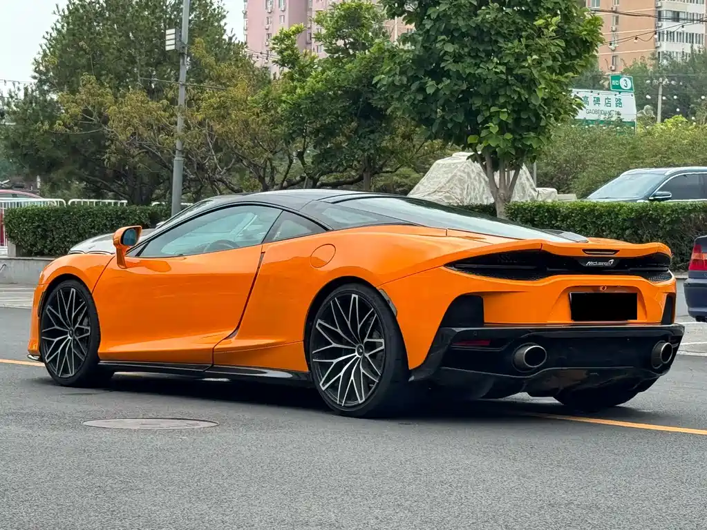 McLaren GT 2022