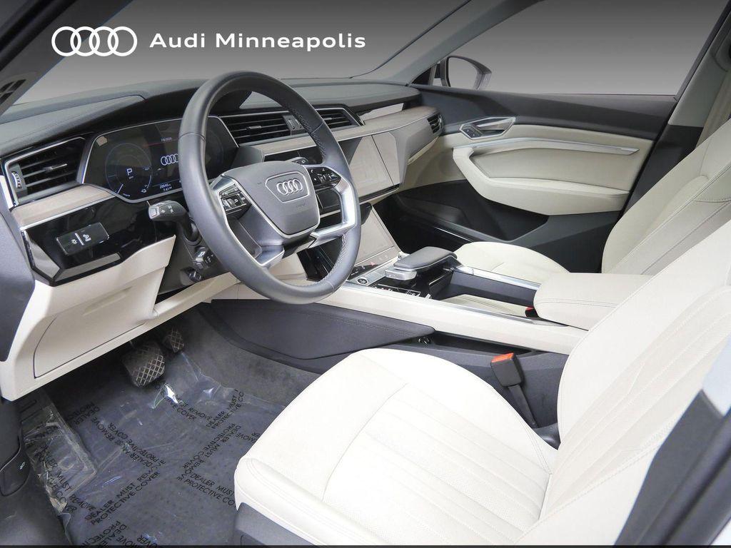 Audi Q8 e-tron 2024