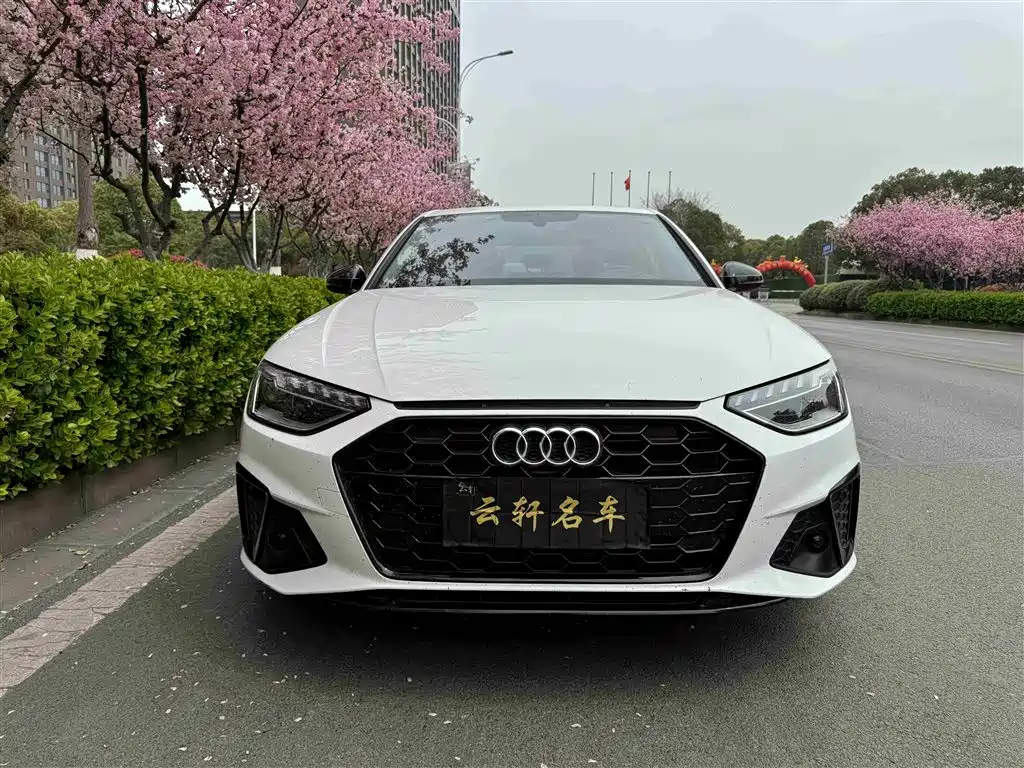 Audi A4 2022