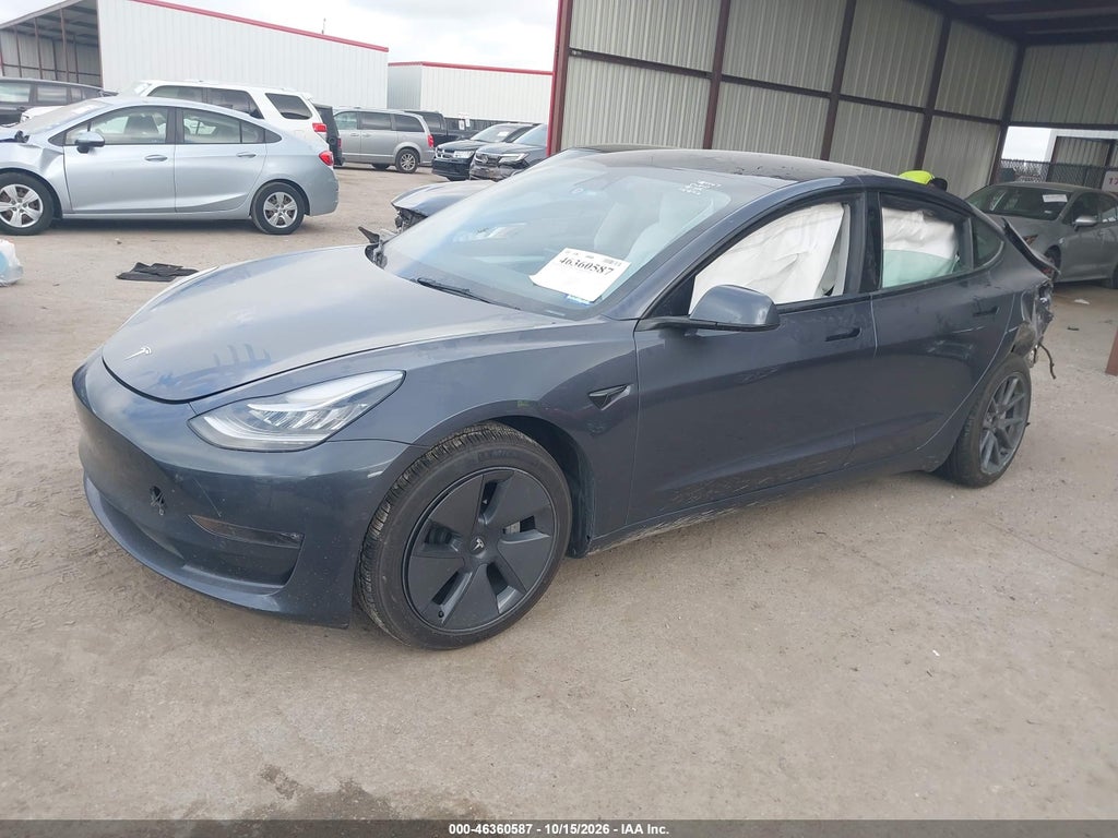 Tesla Model 3 2022