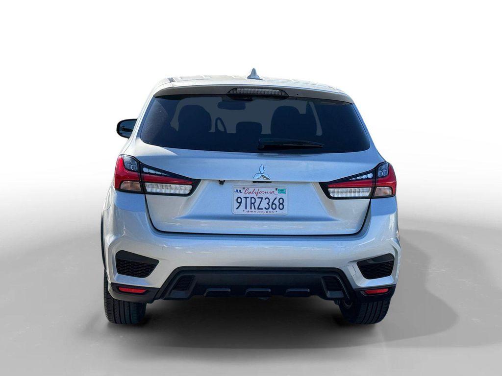 Mitsubishi Outlander Sport 2021