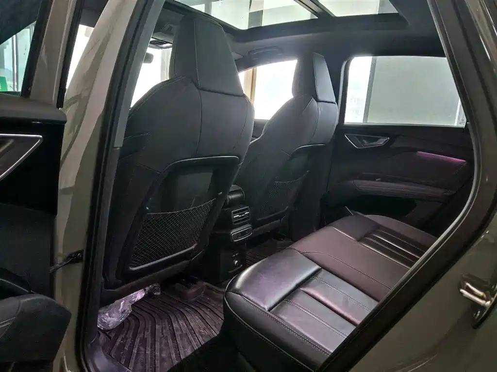 Audi Q4 e-tron 2023