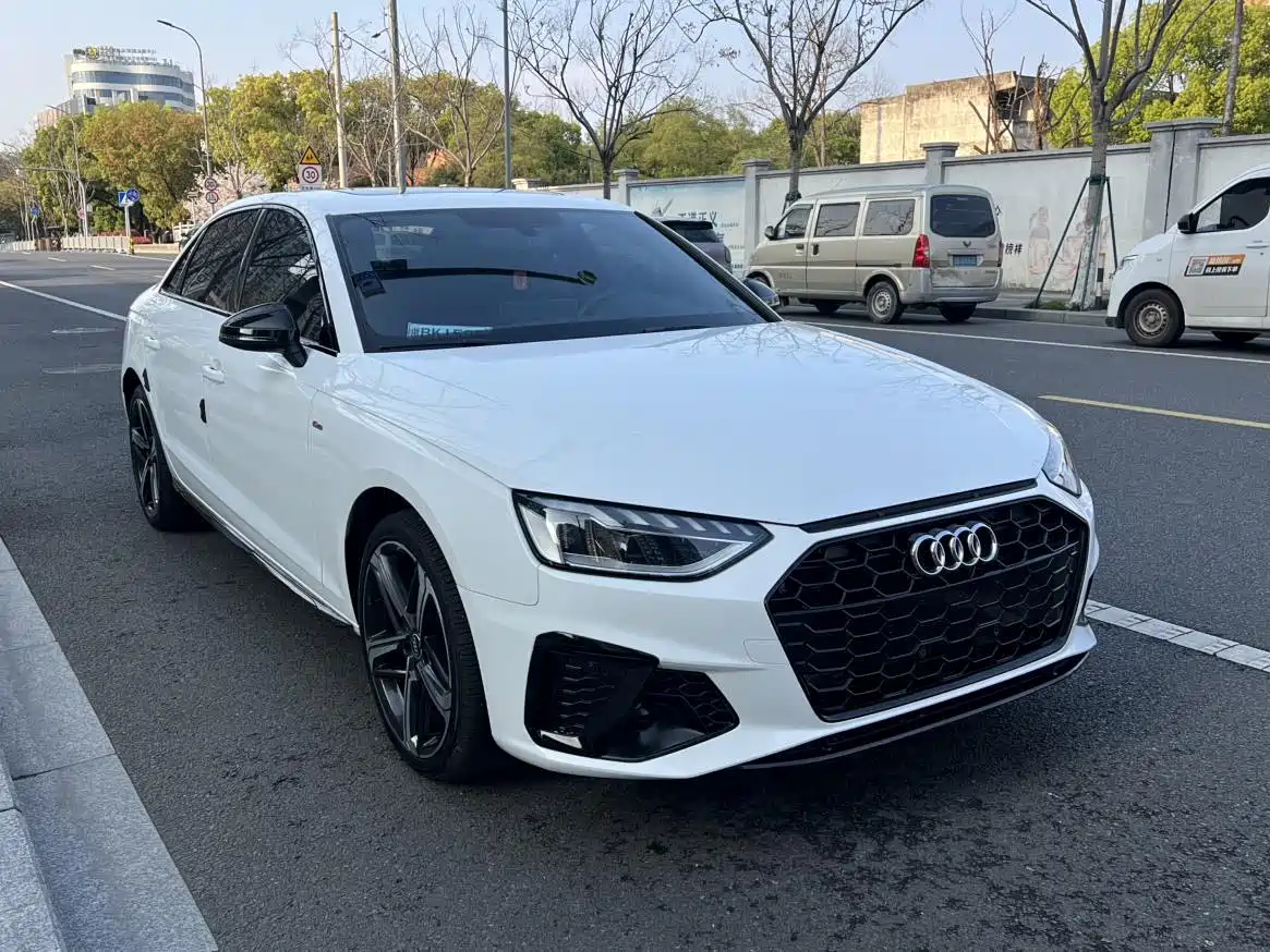 Audi A4 2024