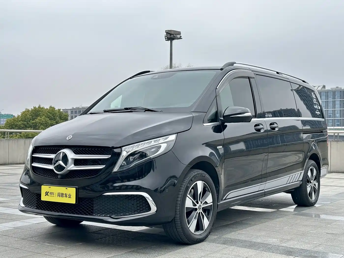 Mercedes-Benz V-Класс 2022