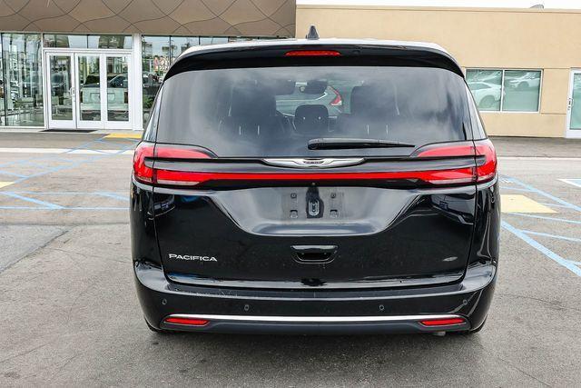 Chrysler Pacifica 2024