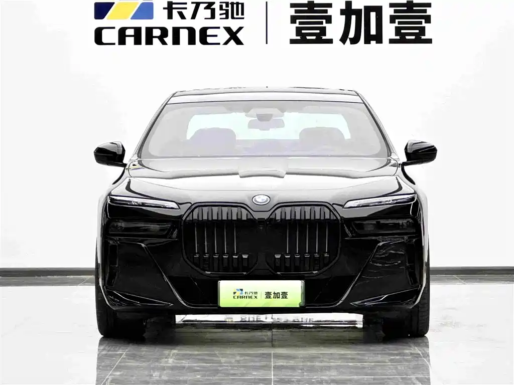 BMW i7 2024