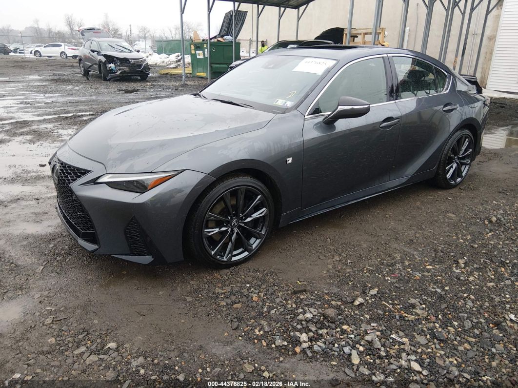 Lexus IS 2023