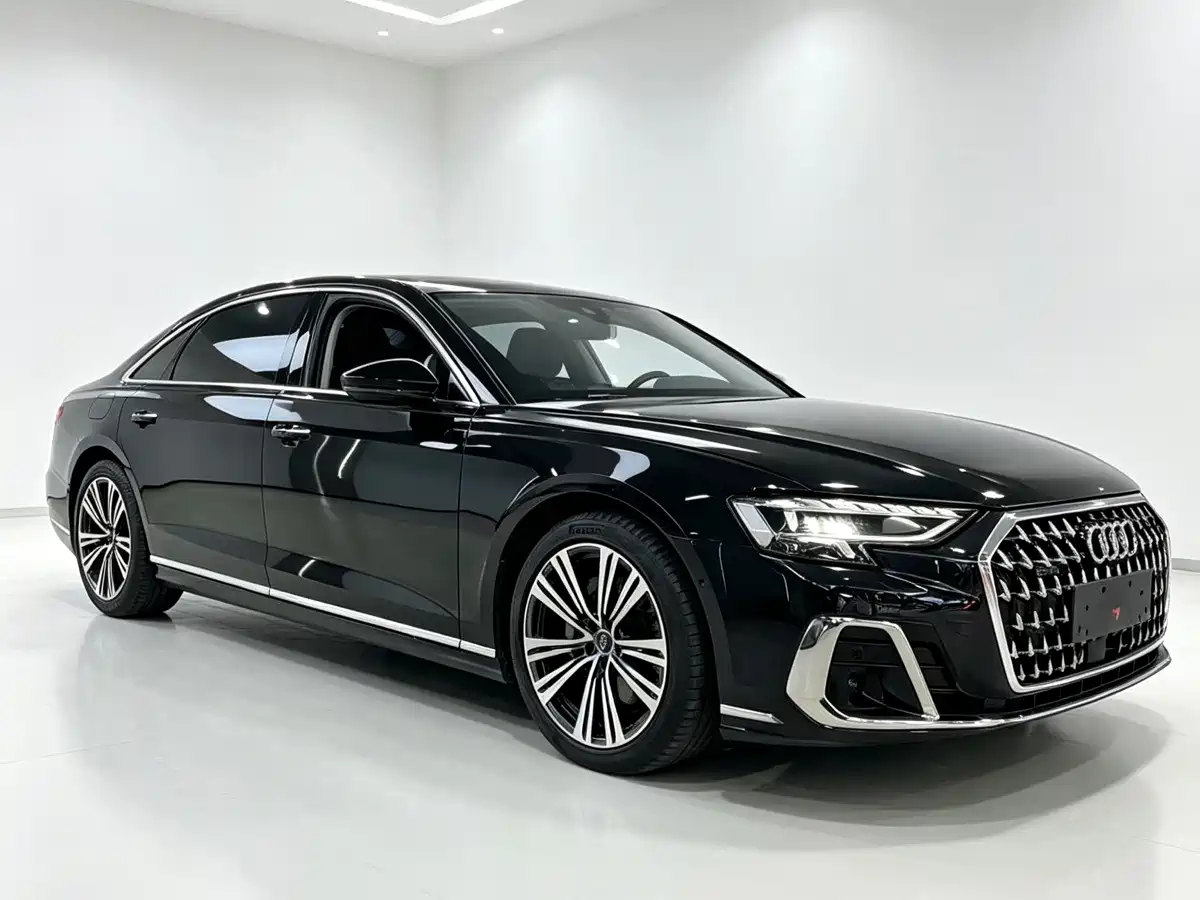 Audi A8 2024