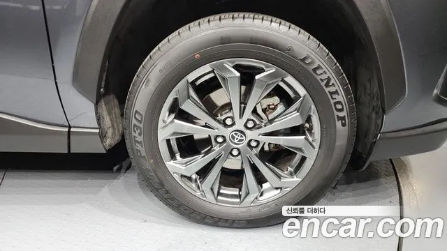 Toyota RAV4 2024