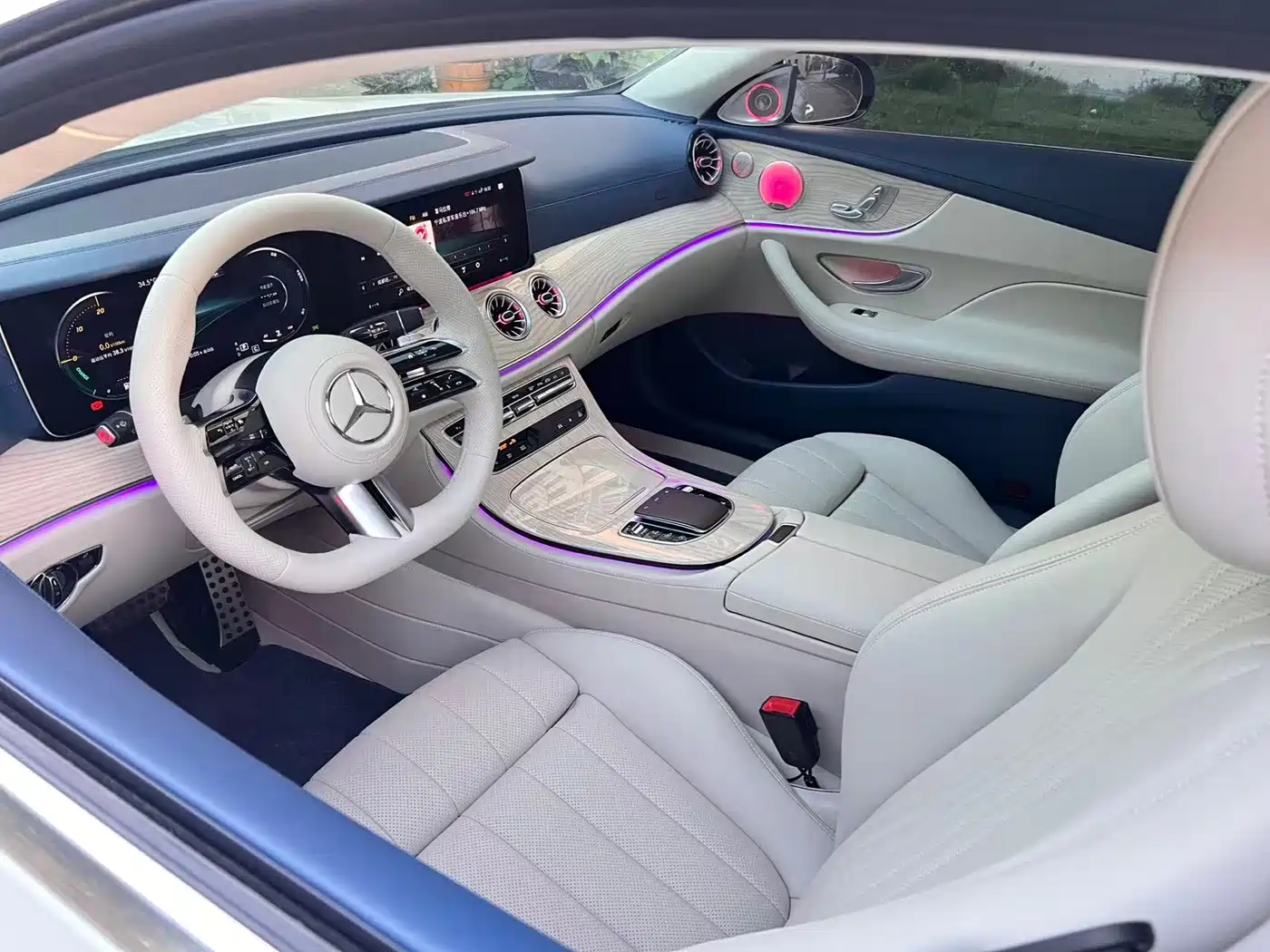 Mercedes-Benz E-Класс 2023