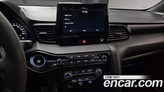 Hyundai Veloster 2020