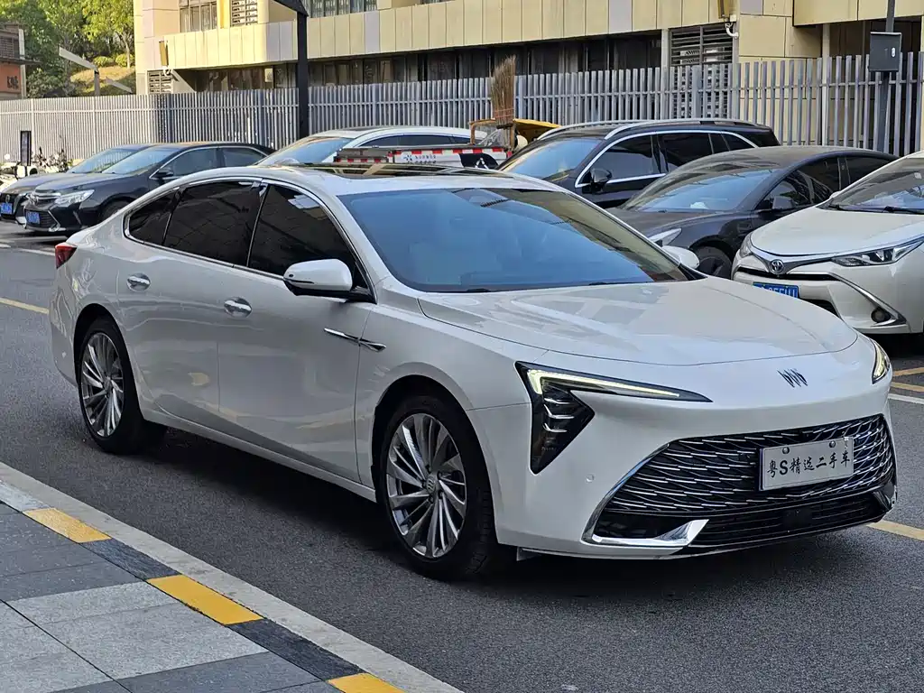Buick LaCrosse 2024