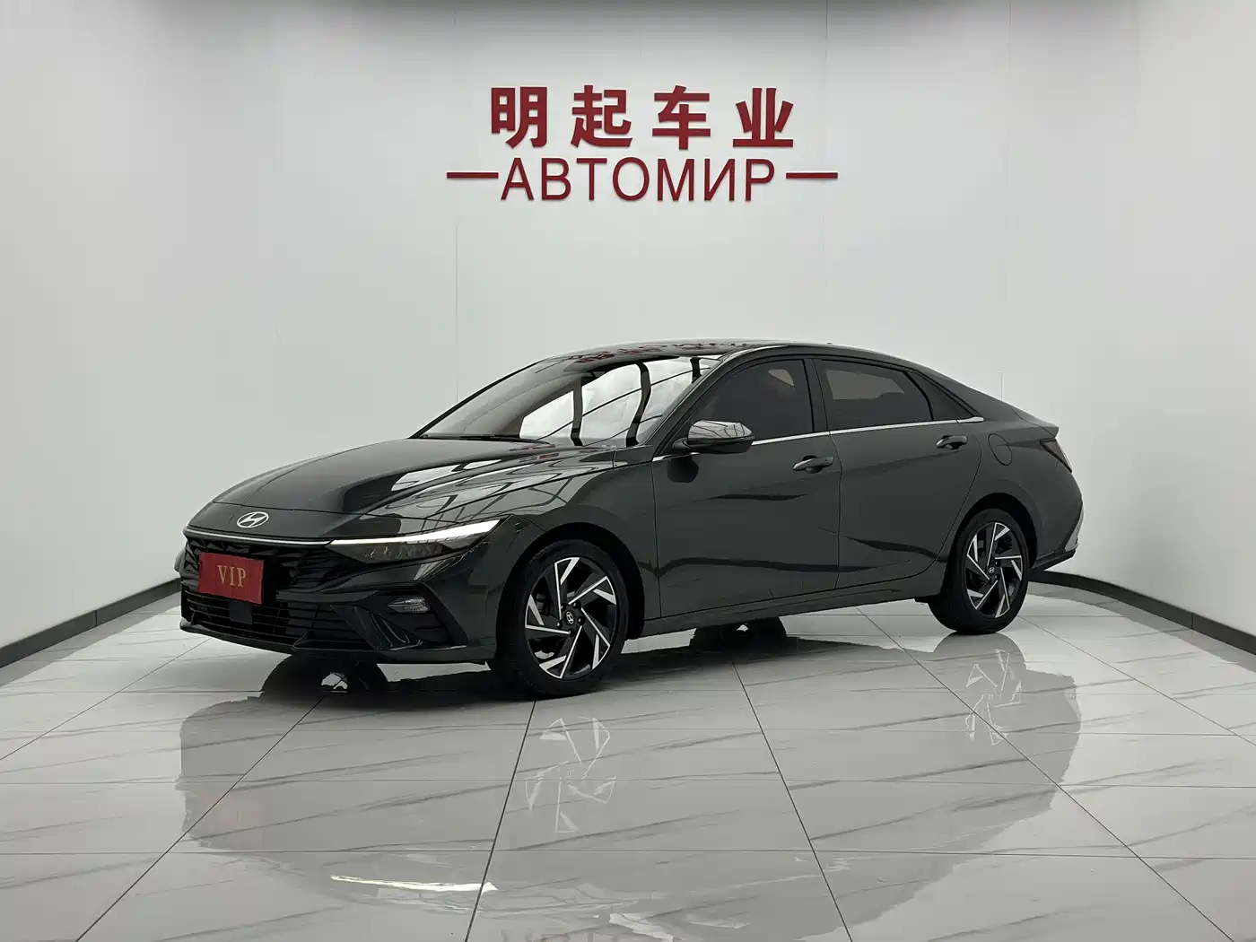 Hyundai Elantra 2024