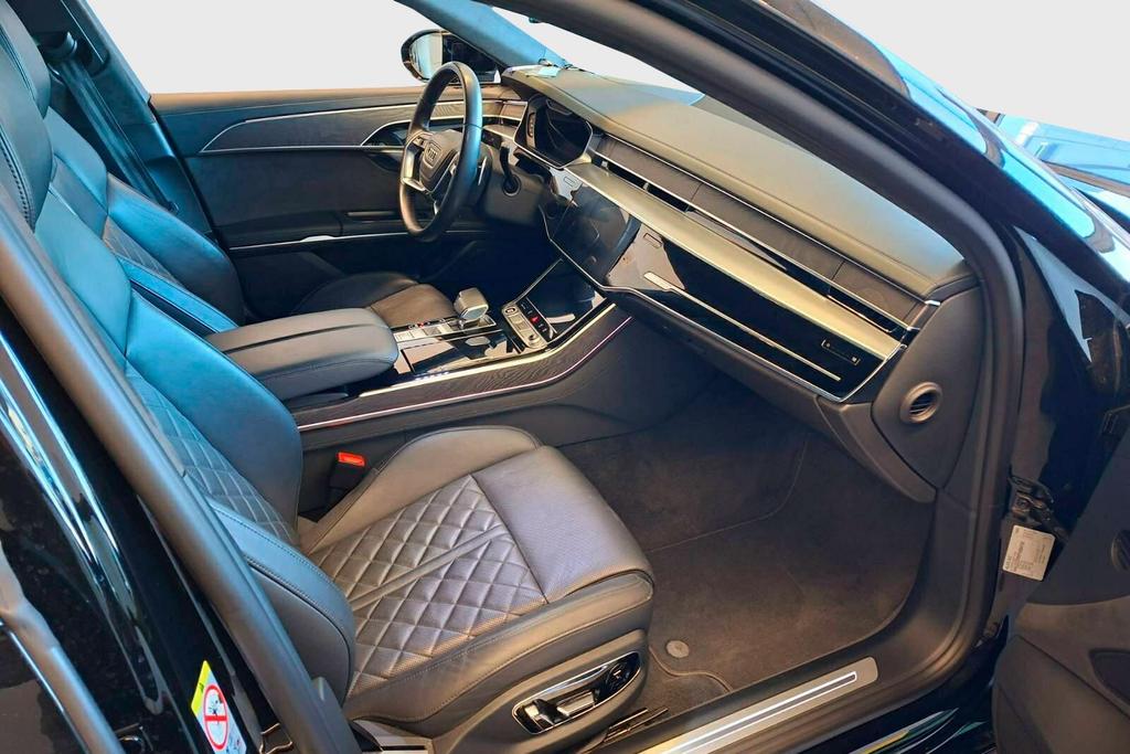 Audi A8 2023
