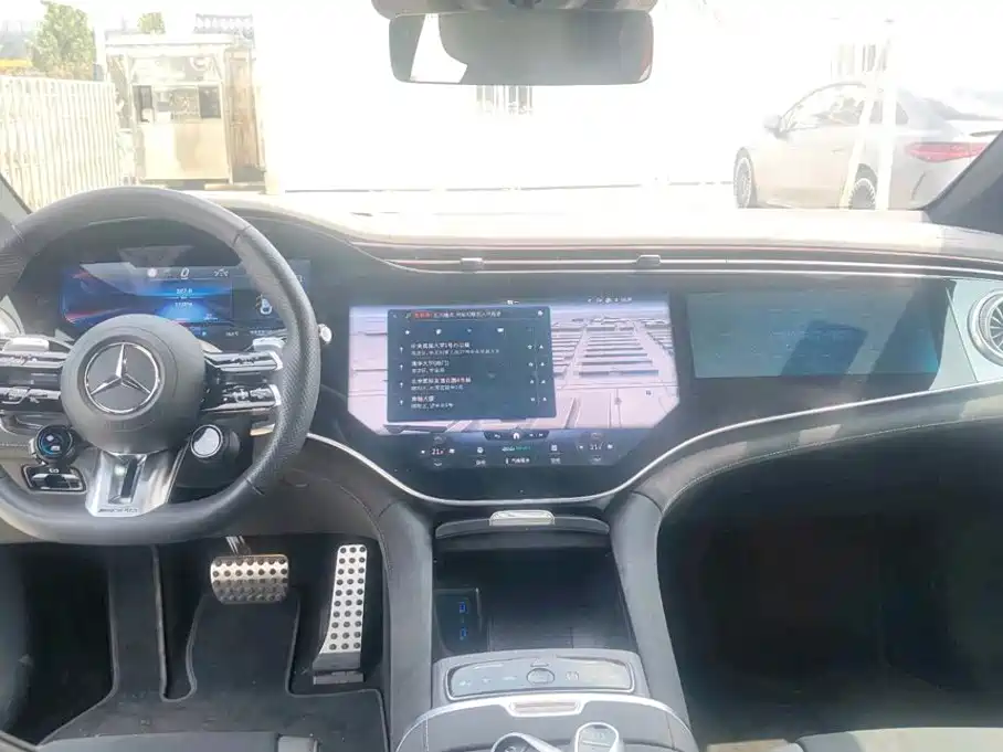 Mercedes-Benz EQE AMG 2024