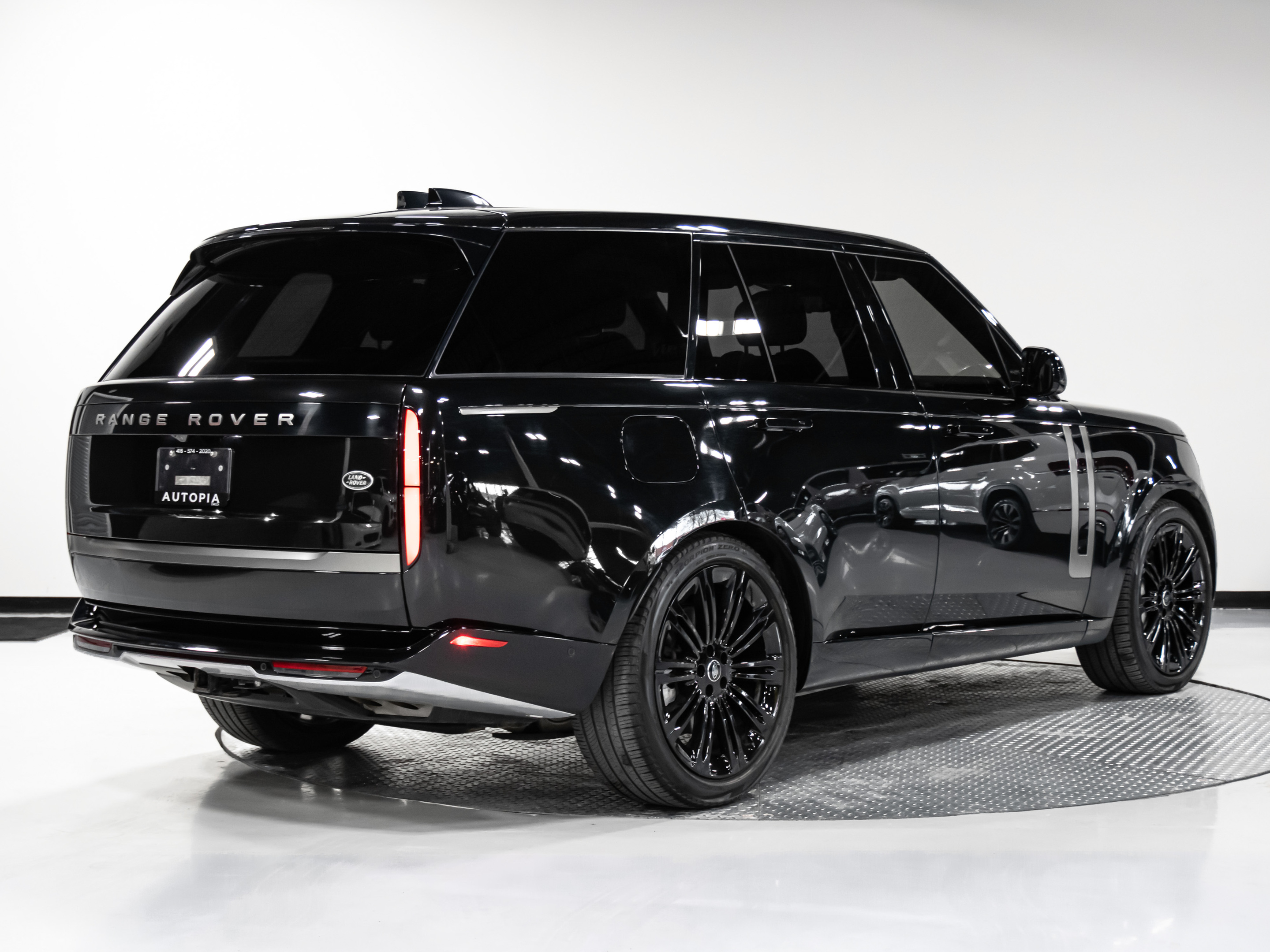 Land Rover Range Rover 2023