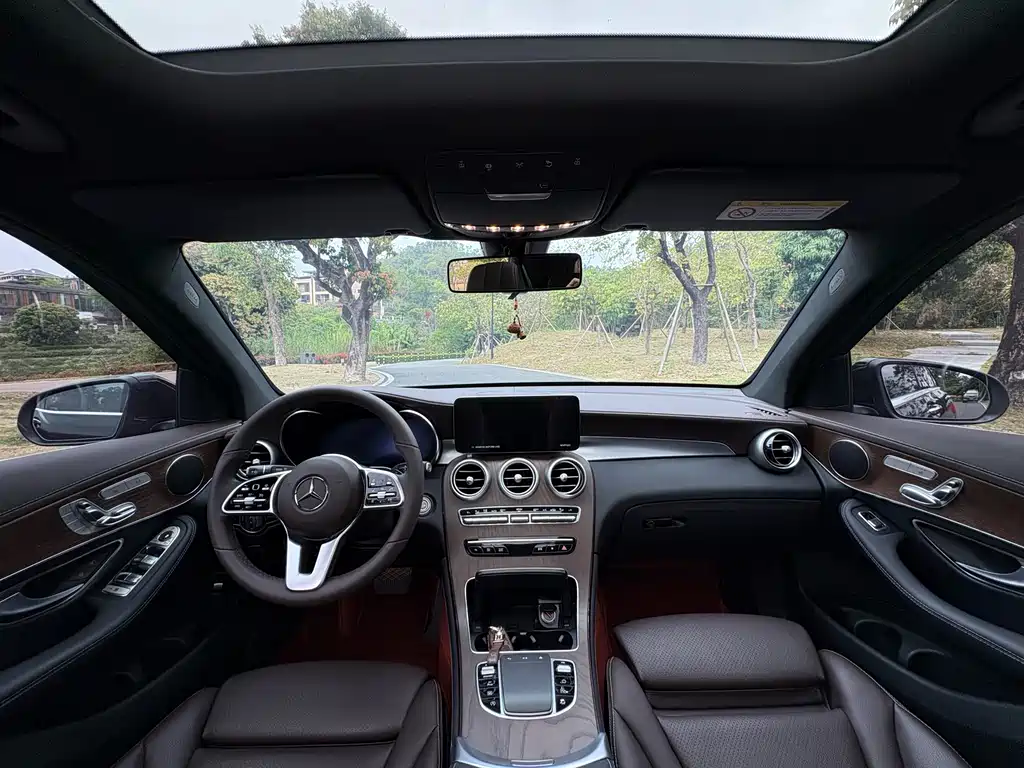 Mercedes-Benz GLC 2022