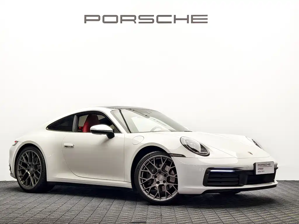 Porsche 911 2023