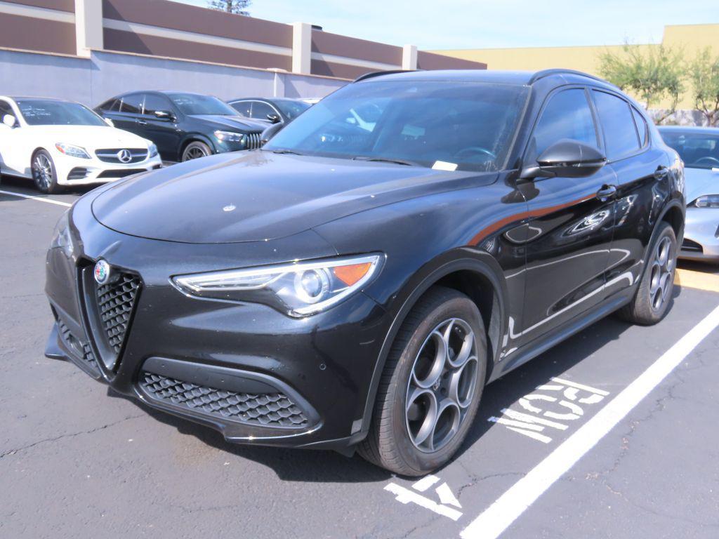 Alfa Romeo Stelvio 2021