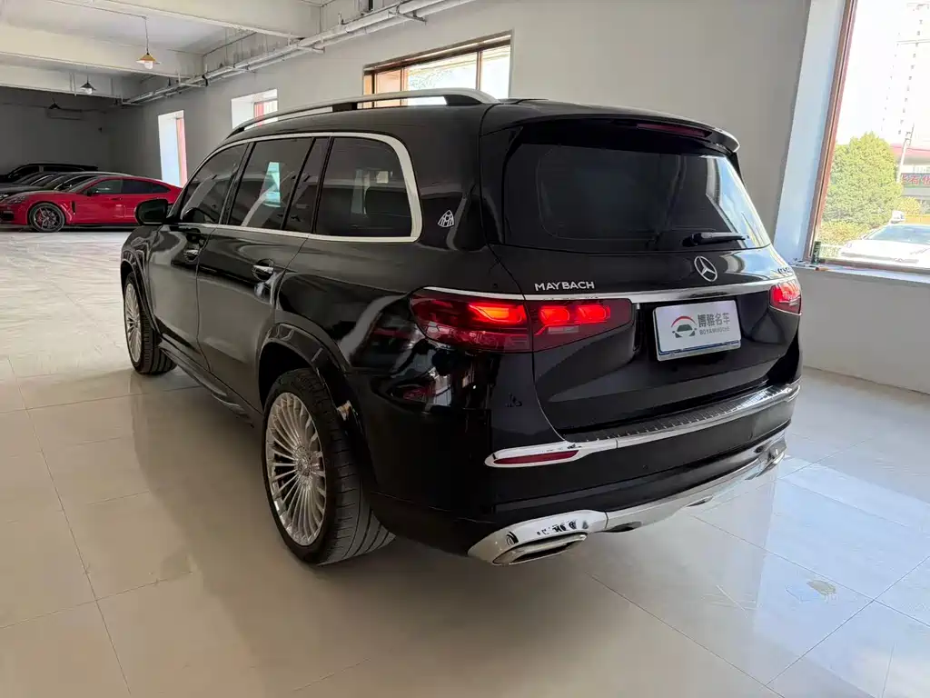Mercedes-Benz GLS 2021