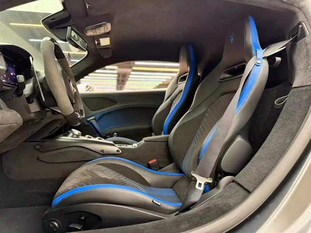 Maserati MC20 2022