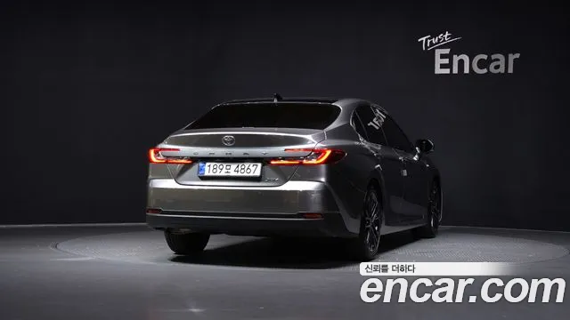 Toyota Camry 2024