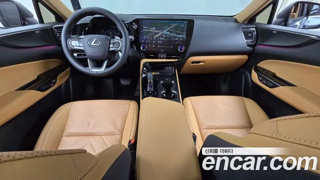 Lexus NX 2025