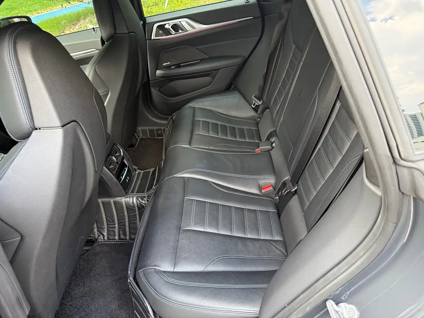 BMW i4 2025