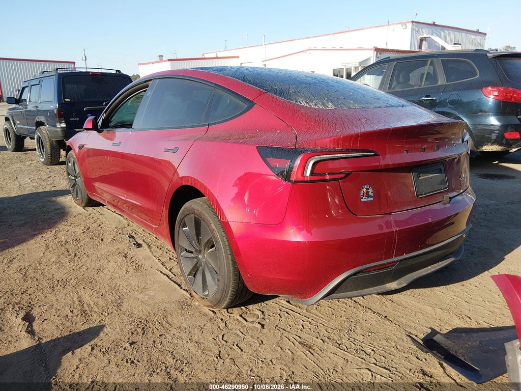 Tesla Model 3 2024
