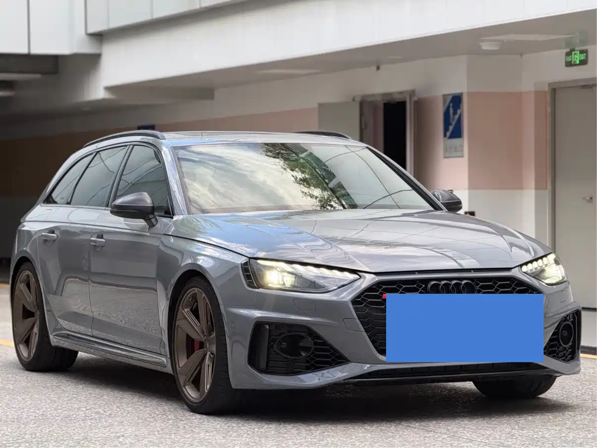 Audi RS 4 2024
