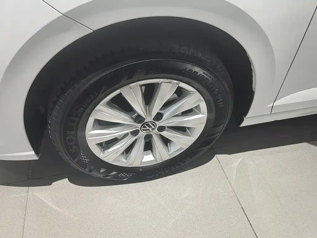 Volkswagen Lavida 2024
