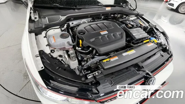 Volkswagen Golf 2024