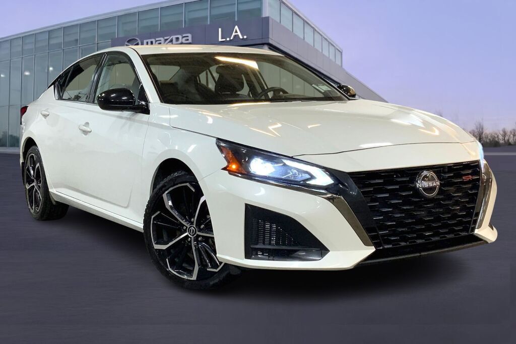 Nissan Altima 2024