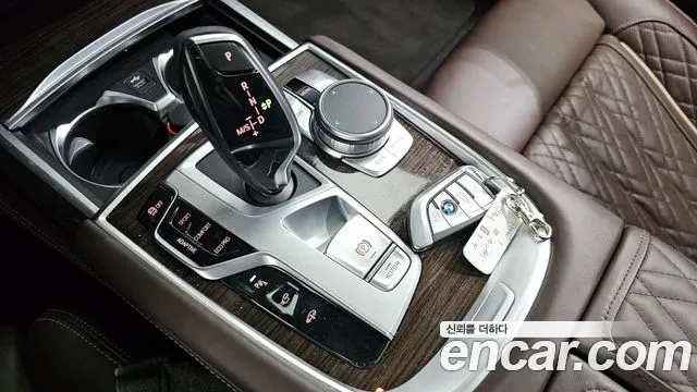 BMW 7 серии 2022