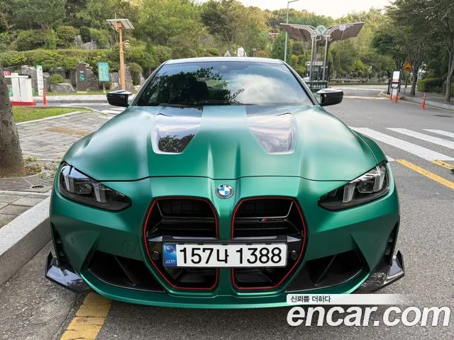 BMW M4 2025