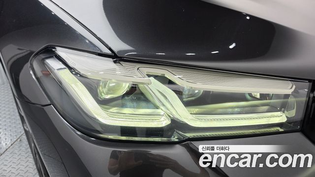 BMW 5 серии 2022
