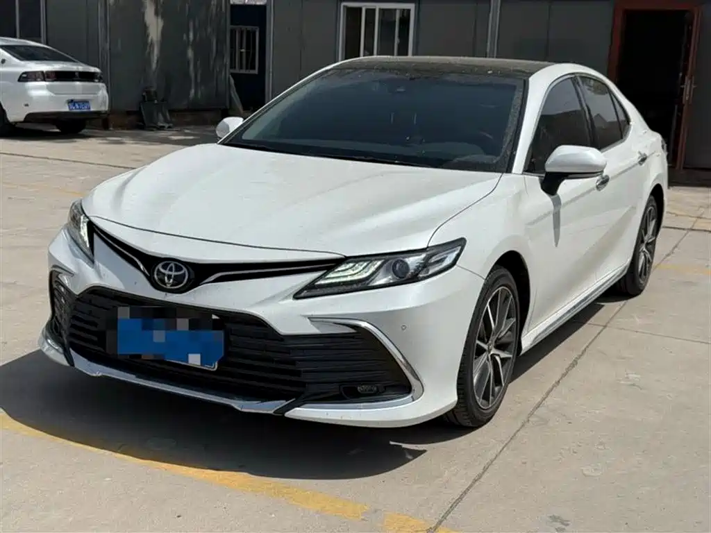 Toyota Camry 2023
