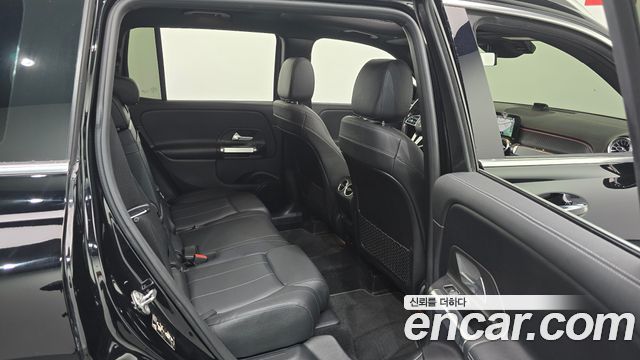 Mercedes-Benz GLB 2021