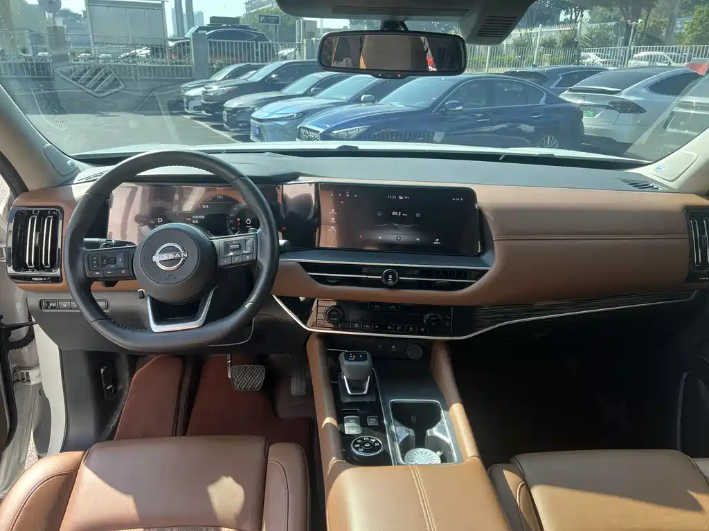 Nissan Pathfinder 2024