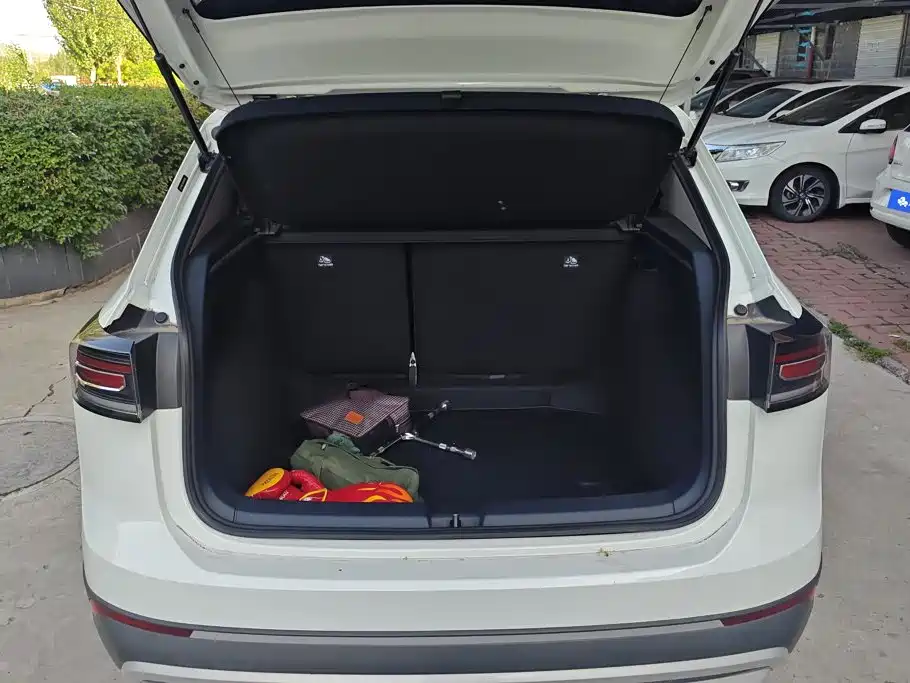 Volkswagen Tharu 2025