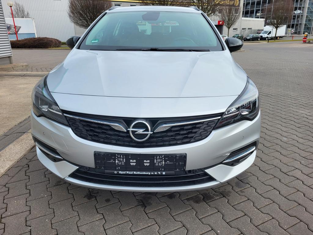 Opel Astra 2021