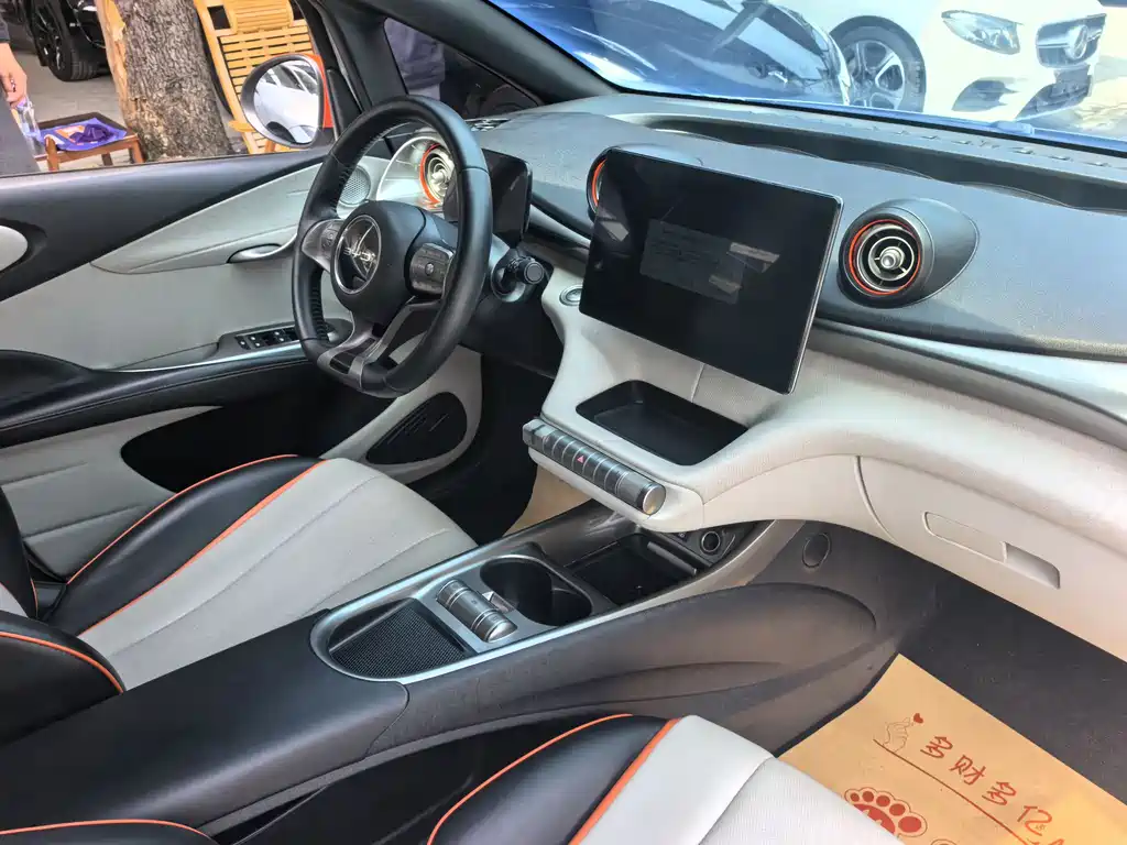 BYD Dolphin 2021