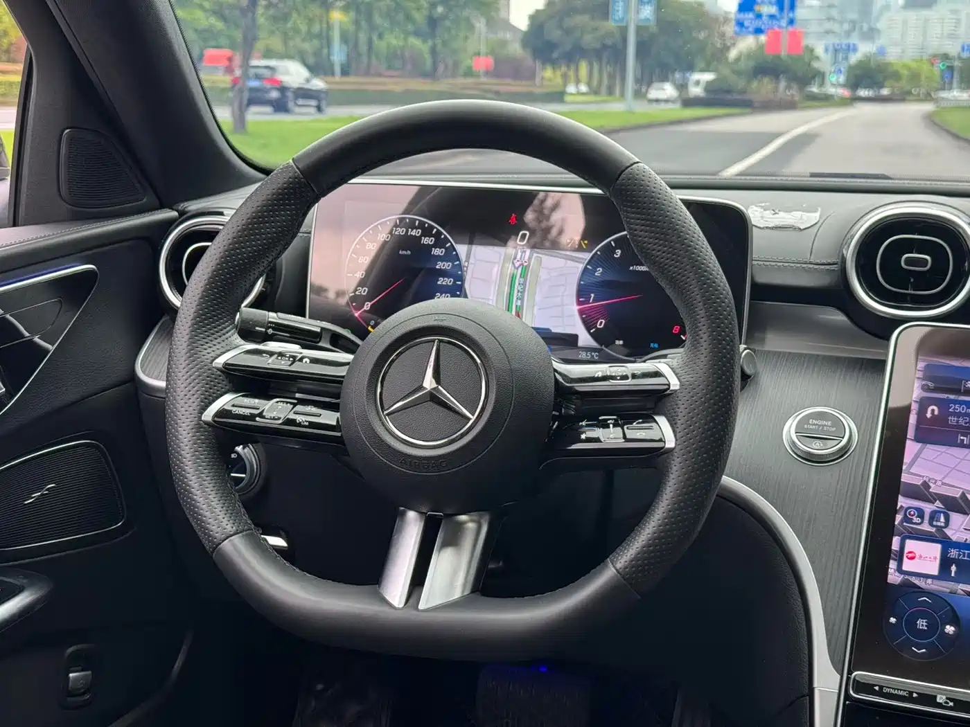Mercedes-Benz C-Класс 2023