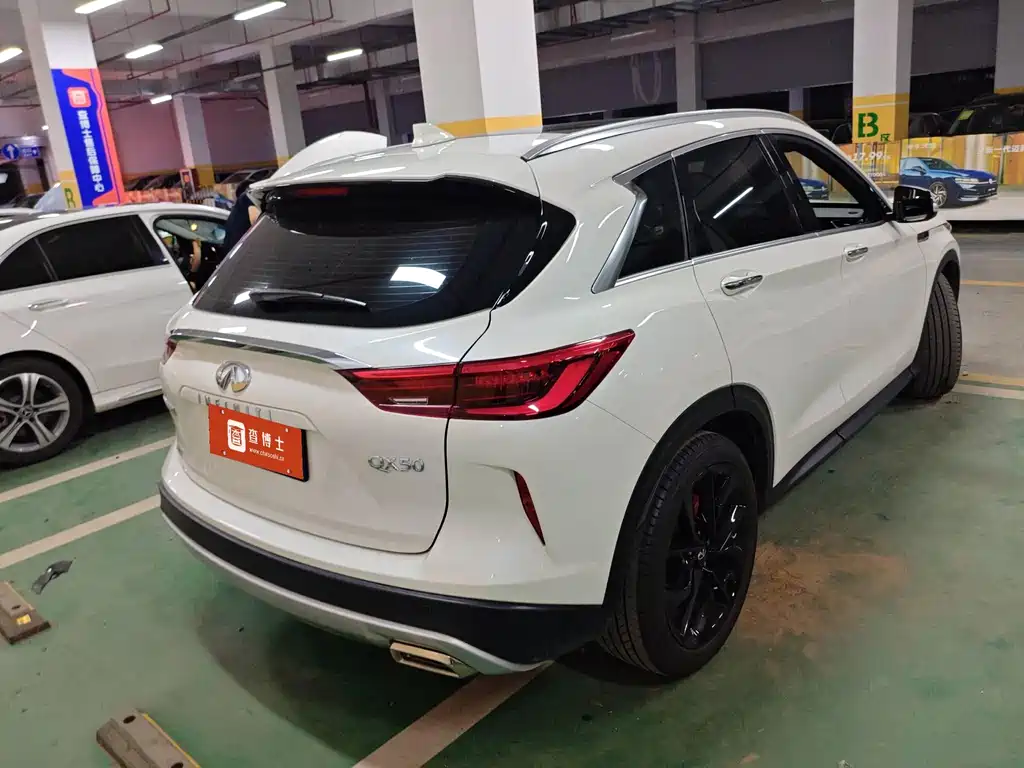 Infiniti QX50 2024