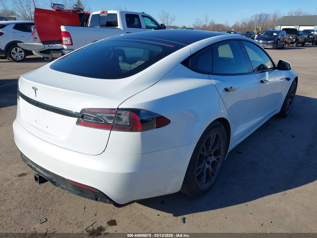 Tesla Model S 2021