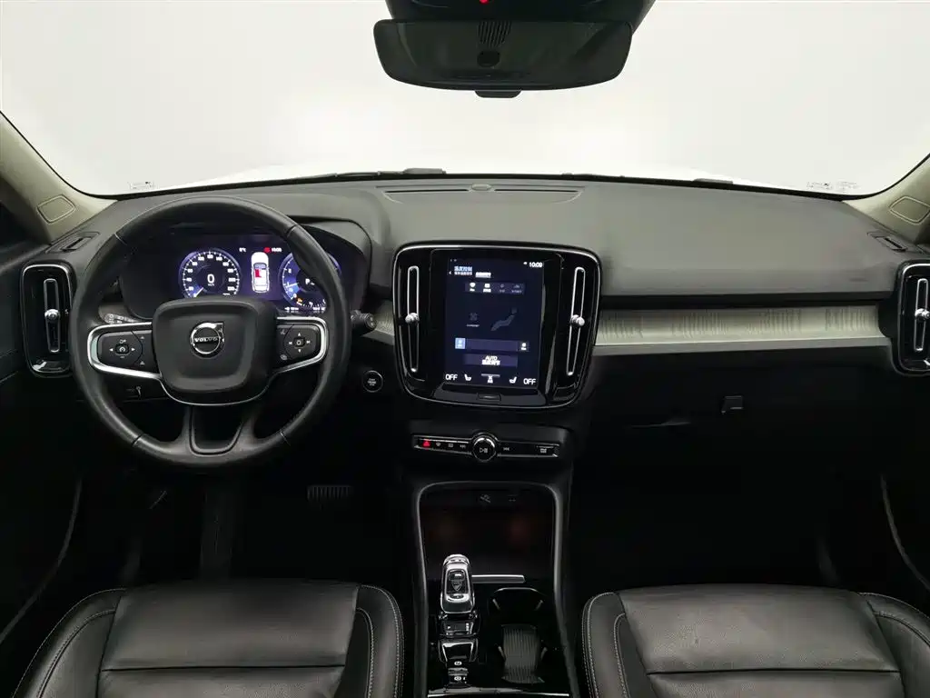 Volvo XC40 2020