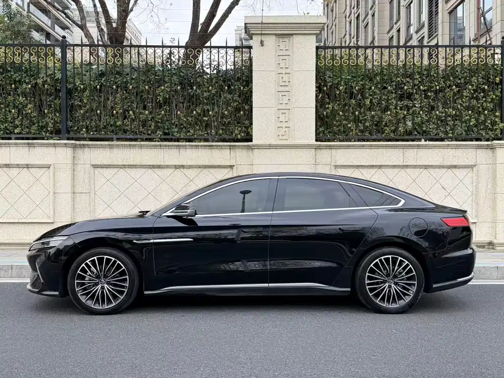BYD Han 2022
